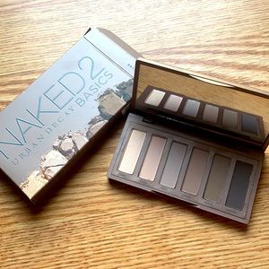 🤎Urban Decay Naked 2 Back To Basics